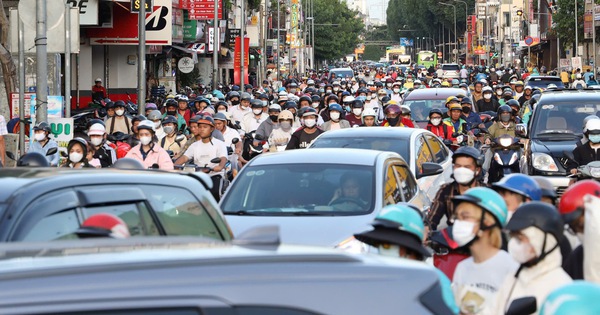 Một doanh nghiệp đề xuất ý tưởng độc đáo: Hoán cải xe xăng thành xe điện