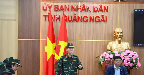 Bộ Quốc phòng và Bộ Xây dựng chỉ đạo ứng phó bão số 13 và sự cố tàu hàng 174.000 tấn