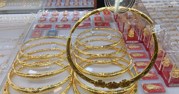 Đề xuất bán vàng 500 triệu đồng trở lên mới nộp thuế