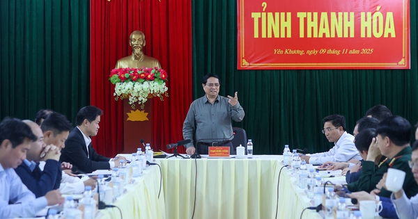 Thủ tướng Phạm Minh Chính làm việc với Thường trực Tỉnh uỷ Thanh Hóa