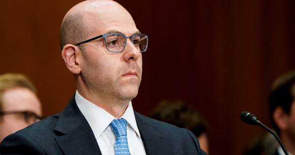 Quan chức Fed duy nhất yêu cầu cắt giảm lãi suất 0,5 điểm phần trăm, liên tục phát biểu về nền kinh tế: NHTW và Phố Wall liệu có bị thuyết phục?