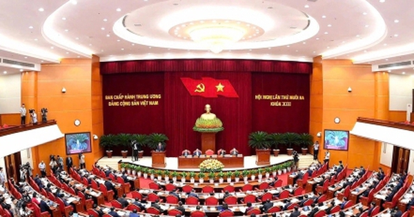 Góp ý dự thảo Văn kiện trình Đại hội XIV: Thể chế là dư địa cải cách lớn nhất