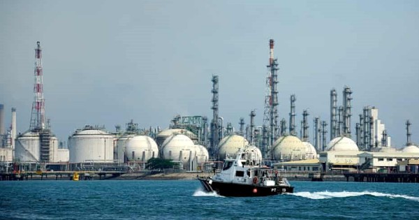 Bất ngờ với khách hàng âm thầm mua dầu Nga suốt 3 năm qua: Nhập hơn 3 triệu tấn dù mạnh tay áp lệnh trừng phạt Moscow theo Mỹ, cung cấp nhiên liệu Nga cho cả lực lượng quốc phòng