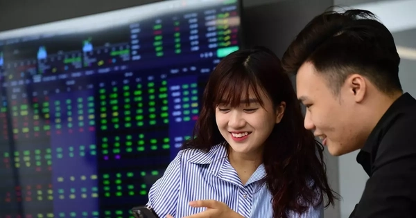 Chứng khoán đón tin mới