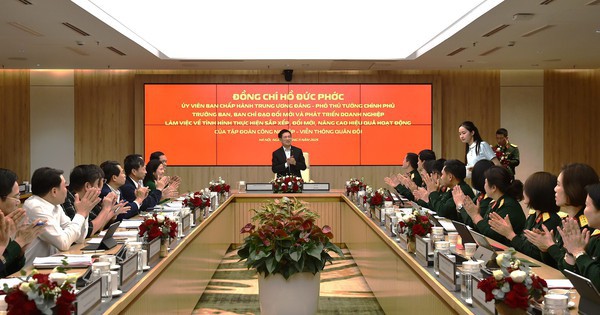 Phó Thủ tướng Hồ Đức Phớc làm việc với Tập đoàn Viettel