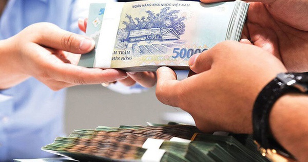 Đầu tháng 11, loạt ngân hàng VPBank, Techcombank, LPBank, PVcombank,... tăng lãi suất tiết kiệm