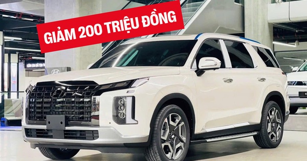 Hyundai Palisade tiếp tục ưu đãi ‘khủng’: Giảm 200 triệu tiền mặt, xuống cạnh tranh với Everest, Fortuner