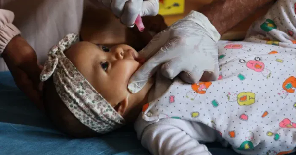 Israel chặn 1 triệu ống tiêm cần thiết để tiêm chủng cho trẻ em ở Gaza