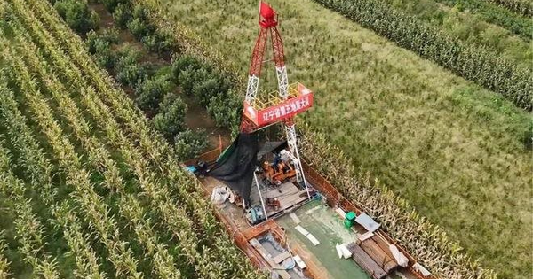 45 giàn khoan hoạt động đồng thời, 1.000 kỹ sư huy động - vỡ oà phát hiện mỏ vàng đơn lẻ lớn nhất lịch sử trữ lượng hơn 1.444 tấn