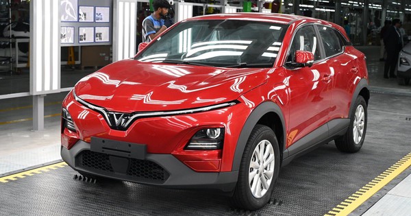 Quốc gia châu Á tỷ dân này cùng lúc đón VinFast và Tesla, nhưng 'gã khổng lồ Mỹ' đang đuối hơn?