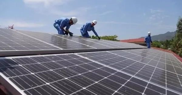 Lắp điện mặt trời mái nhà không báo cáo có thể bị phạt tới 20 triệu đồng