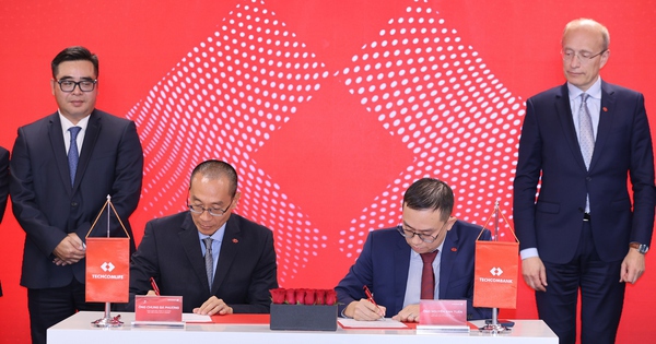 Techcombank chính thức phân phối sản phẩm Techcom Life, nâng tầm trải nghiệm bảo hiểm cho khách hàng Việt