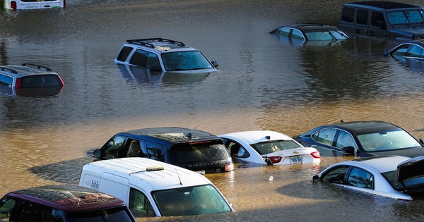 Đây là những sai lầm của phần lớn chủ xe khiến chiếc xe nhanh hỏng sau mùa mưa bão