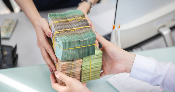 Ngày 19/11, thêm một ngân hàng tăng kịch trần lãi suất tiết kiệm dưới 6 tháng