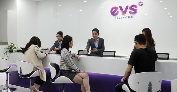 Chứng khoán EVS trình phương án thu hồi công nợ quá hạn, miễn nhiệm 2 thành viên HĐQT