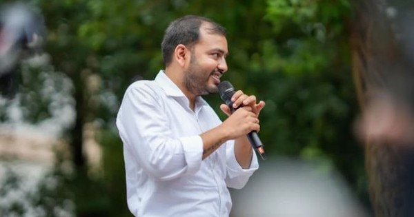 Chàng trai bỏ dở đại học vừa trở thành tỷ phú trẻ nhất Ấn Độ, công ty riêng sắp IPO, ghi nhận doanh thu bùng nổ