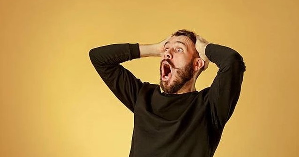 "Đại gia" Nhà nước đánh tiếng thoái vốn giá cao “ngất ngưởng”, 2 cổ phiếu sàn HNX liền bốc đầu kịch trần