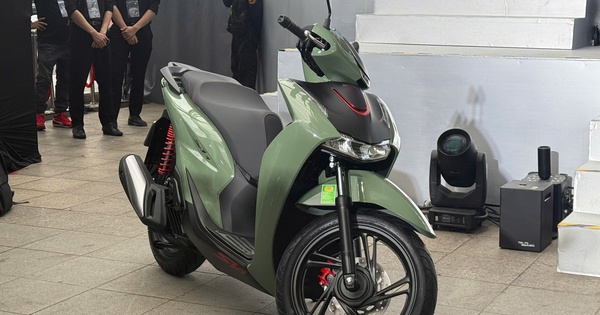 Bảng giá xe máy Honda SH mới nhất tháng 11/2025