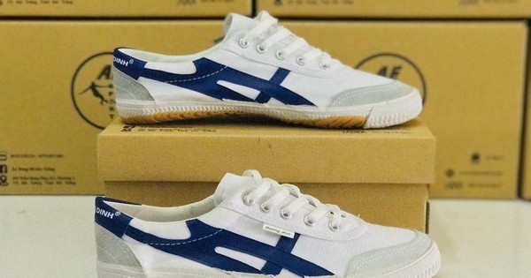 UBND Hà Nội muốn thoái vốn, cổ phiếu hãng giày từng "vang bóng một thời" trên sàn có biến