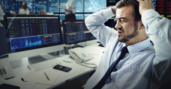 Khối ngoại thẳng tay bán ròng hơn 1.200 tỷ phiên đầu tuần, cổ phiếu nào bị "xả" mạnh nhất?