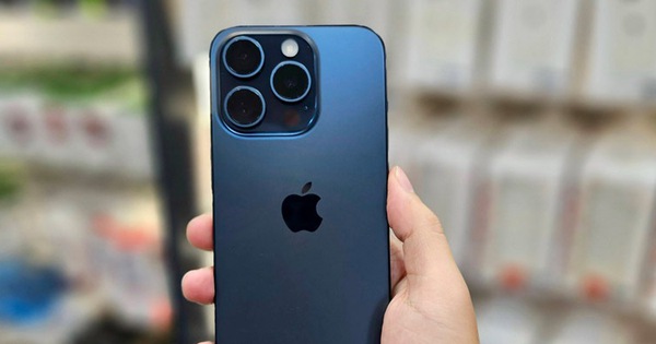 3 mẫu iPhone Pro Max giá chạm đáy, rẻ nhất chỉ từ 13 triệu đồng