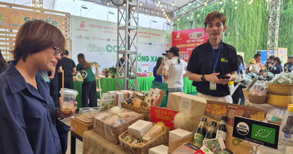 Không lo thiếu hàng Tết