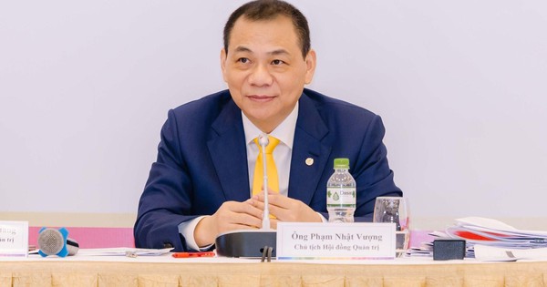 Vốn hóa Vingroup vượt 1 triệu tỷ đồng, bằng Vietcombank, VietinBank và BIDV cộng lại