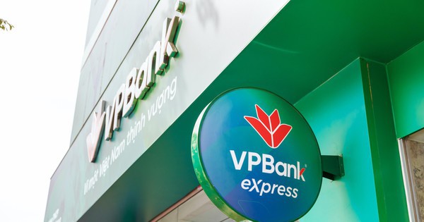 VPBank vừa tăng lãi suất tiết kiệm lên kịch trần
