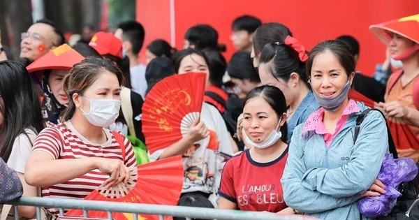 Kỷ lục: Hà Nội vừa thu hơn 120.000 tỷ đồng, vượt qua cả thời hoàng kim