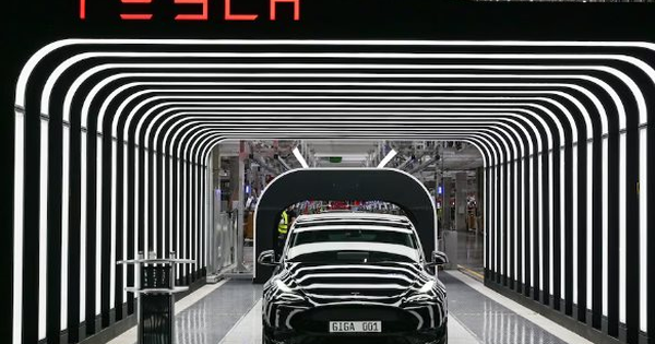 ‘Cơn đau đầu’ mới của Elon Musk: Doanh số giảm gần 1 nửa tại châu Âu khi thị trường xe điện chung tăng 26% – chuyện gì đang xảy ra?