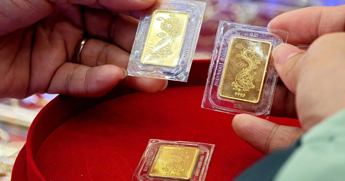 Giá vàng hôm nay 4.11.2025: Lỗ hơn 8 triệu đồng/lượng