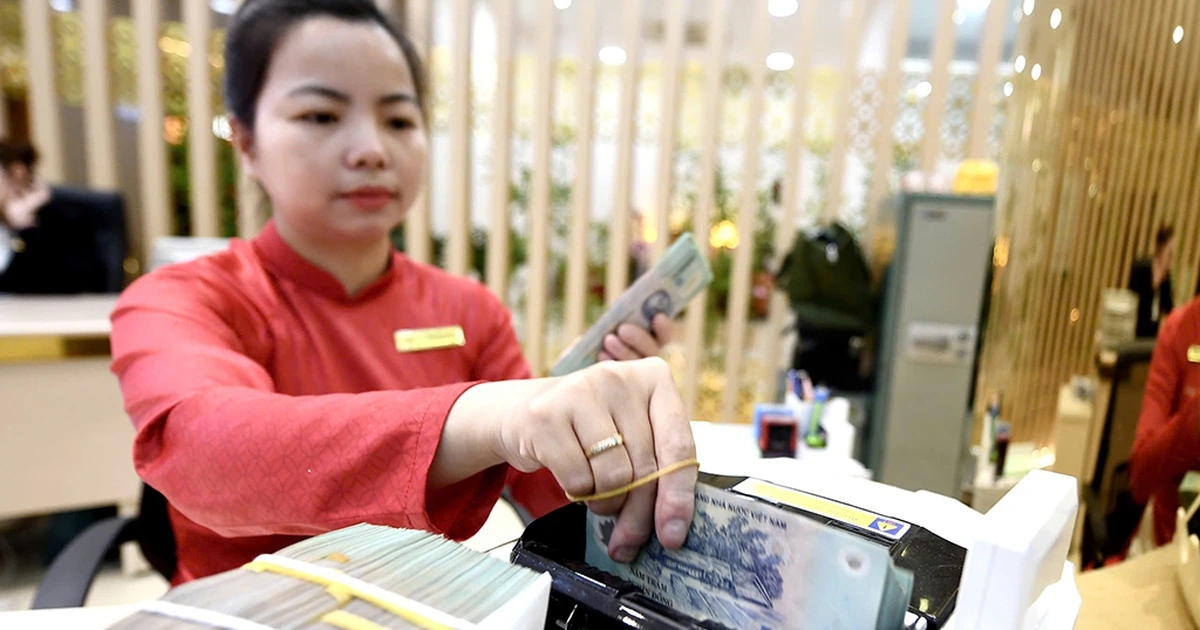 Huy động 'hụt hơi', lãi suất tăng