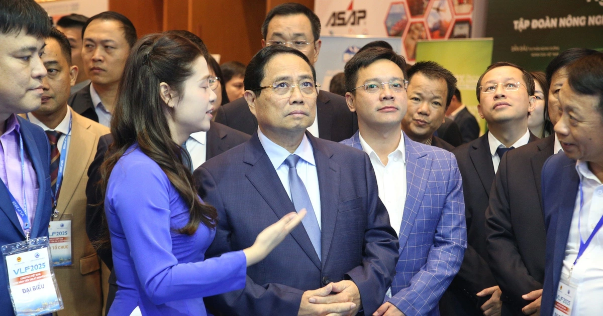 Thủ tướng Chính phủ: Phải đưa ngành logistics tăng trưởng ở mức hai con số