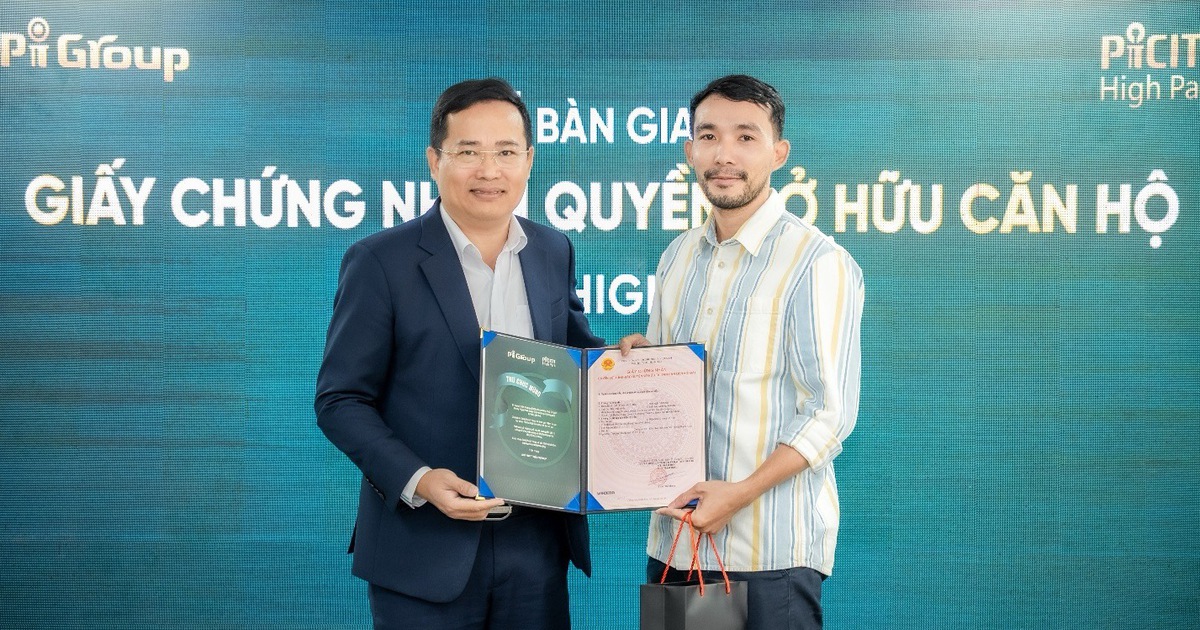 Cư dân Picity High Park nhận bàn giao giấy Chứng nhận quyền sở hữu căn hộ