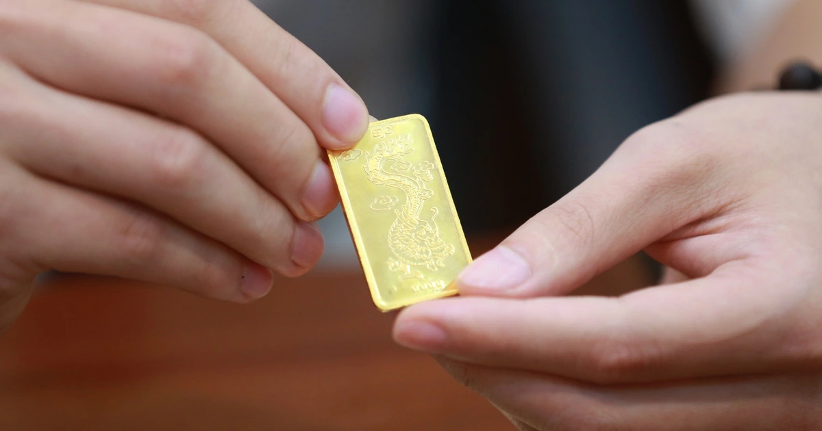 Giá vàng hôm nay 17.11.2025: Trong nước đứng yên, thế giới tăng mạnh