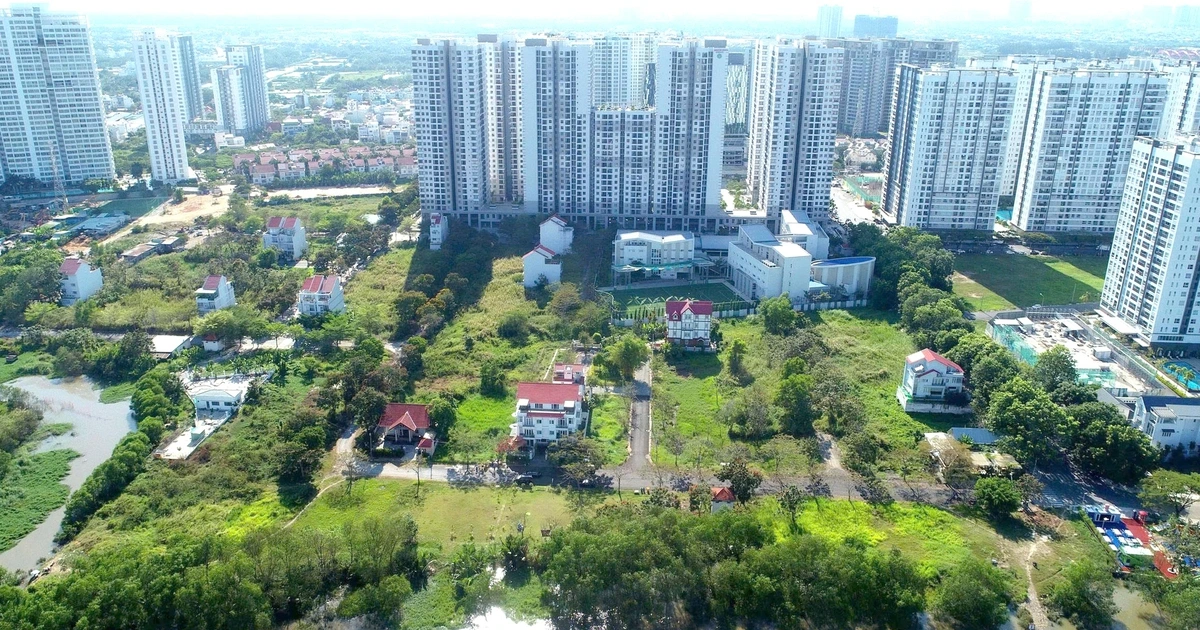 Tranh cãi bảng giá đất