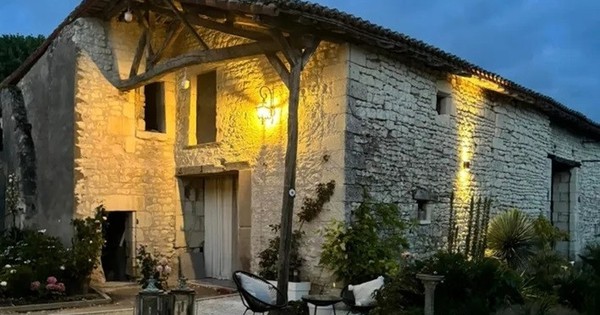 Chi hơn 4 tỷ đồng mua ngôi làng bỏ hoang 50 năm để cải tạo thành khu nghỉ dưỡng