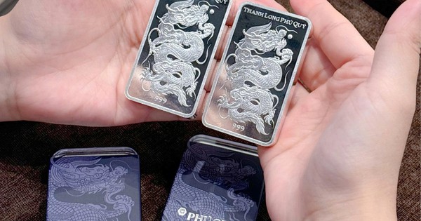 Giá bạc tiếp tục bứt phá, người mua lãi 99% từ đầu năm