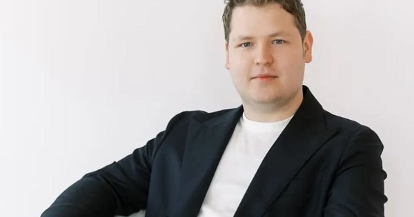 22 tuổi sở hữu 25 triệu USD, chàng trai gây 'sốc' với lối sống cày cuốc cực độ: Không bạn bè, làm việc đến 3 giờ sáng, ngủ trung bình chỉ 3,5 tiếng mỗi ngày