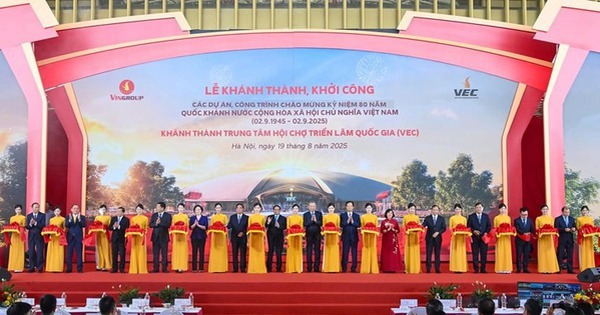 Thủ tướng yêu cầu khẩn trương chuẩn bị cho sự kiện "kỷ lục" 232 dự án, hơn 1,1 triệu tỷ đồng