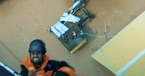 Hơn 1.000 người đã thiệt mạng vì lũ lụt trong vòng chưa đầy 1 tuần, vừa quay đi quay lại nhà cửa đã biến mất