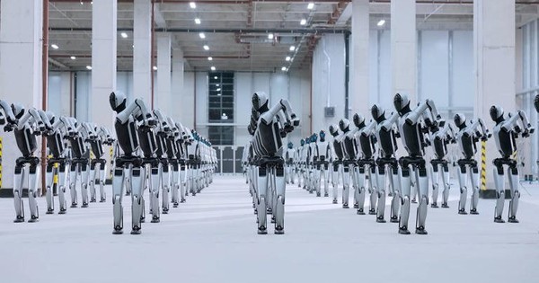 Đoàn quân robot Trung Quốc hoàn hảo đến mức chứng minh mãi mà dân tình vẫn cố cãi: "Đây chắc chắn là giả"