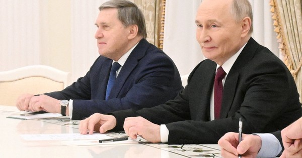 Nghệ thuật xoay chuyển chiến thuật đàm phán hoà bình của Tổng thống Putin