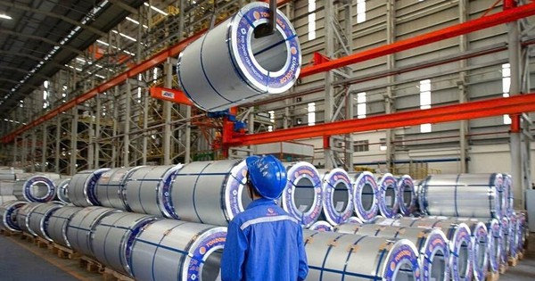 Đường lên HoSE của "ông lớn" ngành tôn mạ: Cầm hơn 3.200 tỷ tiền mặt, lãi quý III tăng 58%