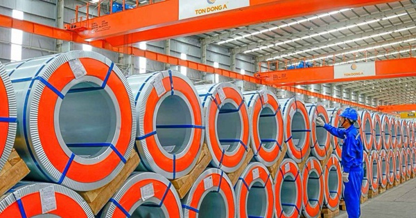 Tôn Đông Á kinh doanh ra sao trước khi nộp hồ sơ niêm yết trên HoSE?