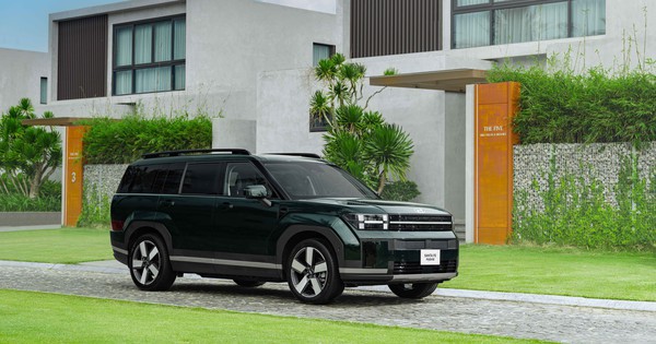 Hyundai Santa Fe hybrid chính thức ra mắt Việt Nam: Tiêu thụ 6,4L/100 km, giá 1,37 tỷ đồng