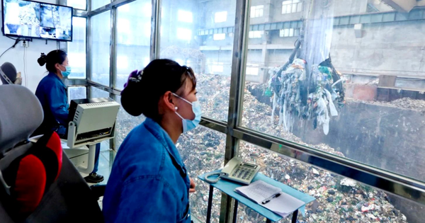 Kỳ lạ nền kinh tế 18.000 tỷ USD: Tỷ dân nhưng hết rác để đốt, phải 'săn lùng' rác ở khắp nơi trên thế giới