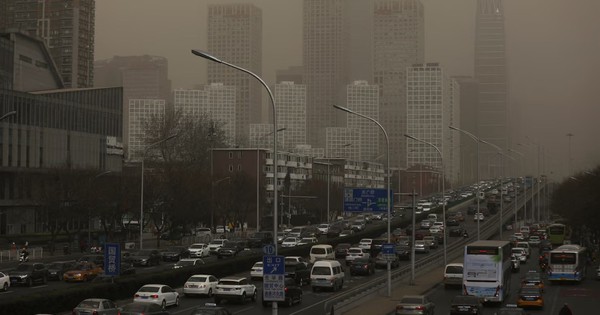 Bắc Kinh 'cứu' bầu trời thoát cảnh ngập trong bụi mịn thế nào?