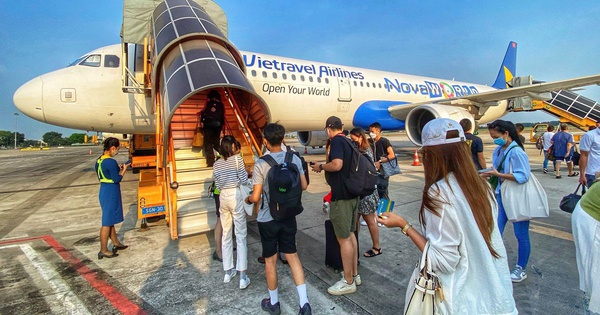 Tăng tốc mở cửa bầu trời