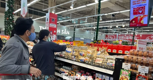 Giá trứng tăng mạnh, thịt heo... 'nhấp nhổm'